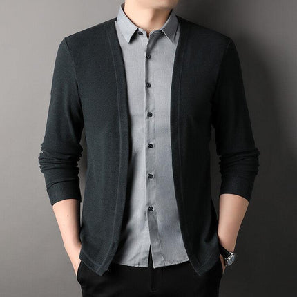 Men’s Knitted Cardigan with Shirt Collar and Zip Closure